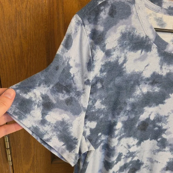 Maternity Tie-Dye 'mama' Short Sleeve Tee - Picture 3 of 4